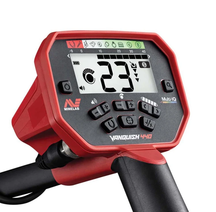 Minelab Vanquish 440 panel